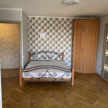 Продается 3-х комнатная квартира, 47 м²