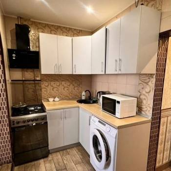 Продается Многокомнатная квартира, 111,1 м²