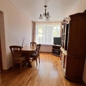 Продается Многокомнатная квартира, 111,1 м²