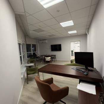 Продается Нежилое помещение, 62 м²