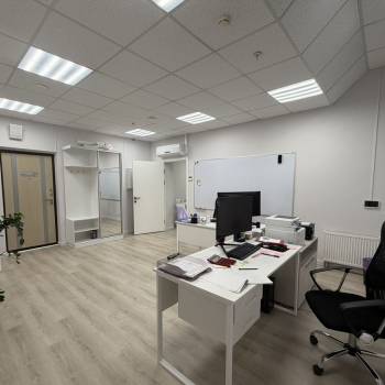 Продается Нежилое помещение, 62 м²