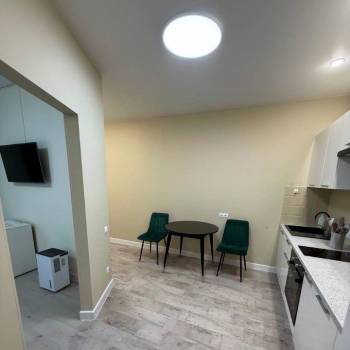 Продается 1-комнатная квартира, 35 м²