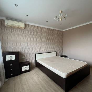 Сдается 2-х комнатная квартира, 60 м²