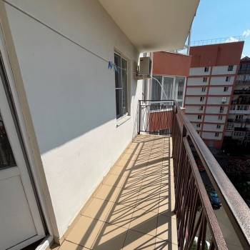 Продается 1-комнатная квартира, 56,6 м²
