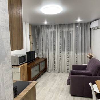 Продается 1-комнатная квартира, 18 м²