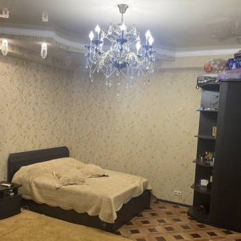 Продается 1-комнатная квартира, 50 м²