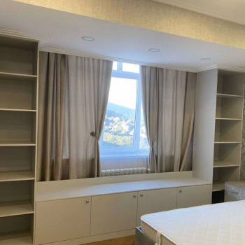Продается Многокомнатная квартира, 85 м²