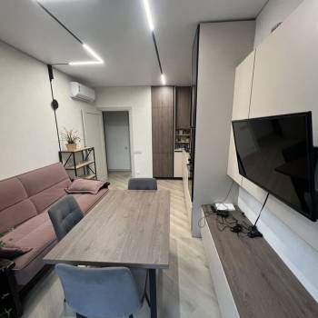 Сдается 1-комнатная квартира, 48 м²