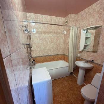 Продается 1-комнатная квартира, 34 м²