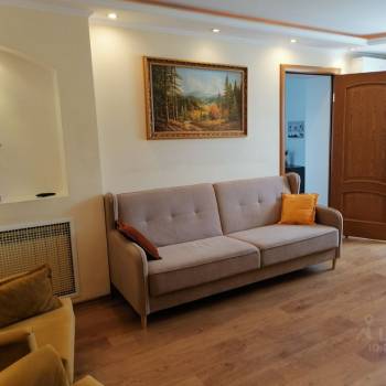 Сдается Многокомнатная квартира, 58 м²