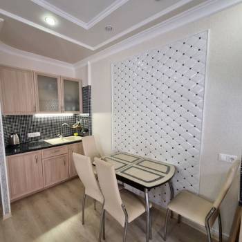 Сдается 1-комнатная квартира, 40 м²