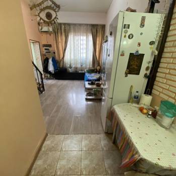 Продается 1-комнатная квартира, 32,7 м²