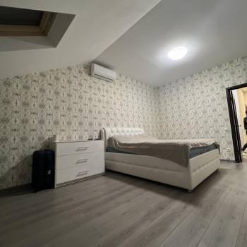 Сдается 2-х комнатная квартира, 72 м²