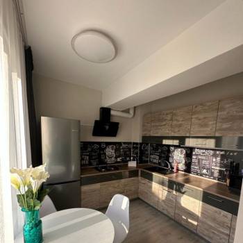 Сдается 1-комнатная квартира, 41,7 м²