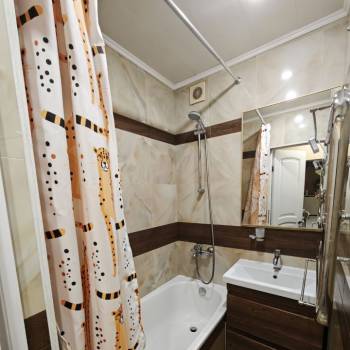 Продается 2-х комнатная квартира, 59 м²