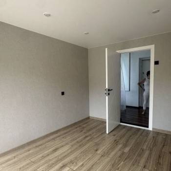 Продается 1-комнатная квартира, 14 м²
