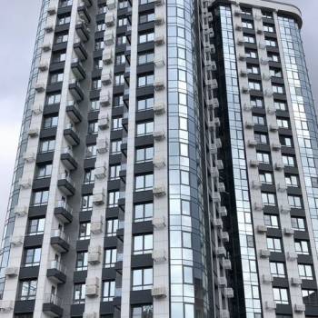 Продается 1-комнатная квартира, 50,9 м²