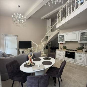 Продается 3-х комнатная квартира, 94,6 м²