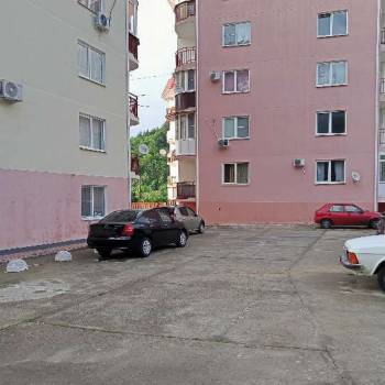 Продается 1-комнатная квартира, 91,5 м²