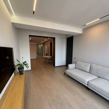 Продается Многокомнатная квартира, 98 м²