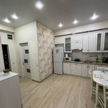 Продается 1-комнатная квартира, 35 м²