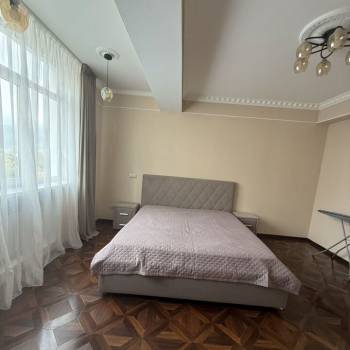 Сдается 2-х комнатная квартира, 80 м²