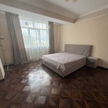 Сдается 2-х комнатная квартира, 80 м²