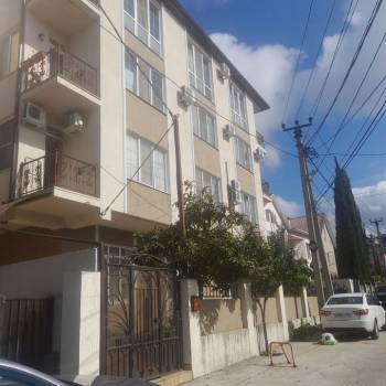 Продается Многокомнатная квартира, 130 м²