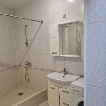 Продается Многокомнатная квартира, 130 м²