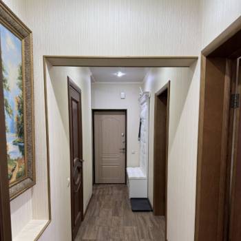 Сдается 2-х комнатная квартира, 81 м²