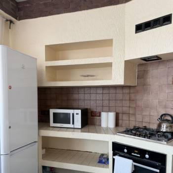 Продается 1-комнатная квартира, 42 м²