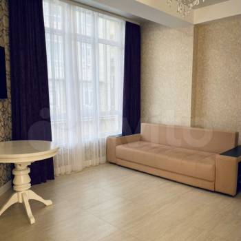 Сдается 1-комнатная квартира, 37 м²
