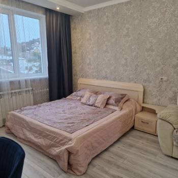 Сдается 1-комнатная квартира, 35 м²