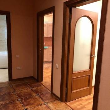 Продается 1-комнатная квартира, 64 м²