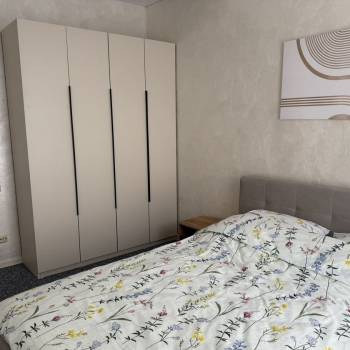 Сдается Многокомнатная квартира, 80 м²