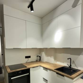 Продается 1-комнатная квартира, 30,4 м²