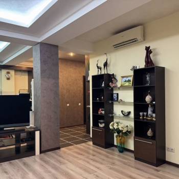 Продается 3-х комнатная квартира, 104,5 м²