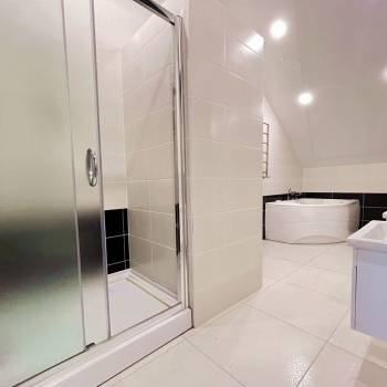 Продается Многокомнатная квартира, 189 м²