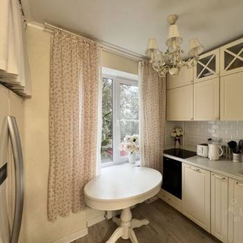 Продается 2-х комнатная квартира, 42 м²