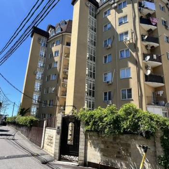 Продается 1-комнатная квартира, 42,7 м²
