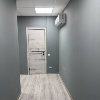 Сдается Нежилое помещение, 100 м²