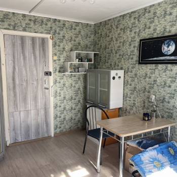 Продается 1-комнатная квартира, 15,4 м²