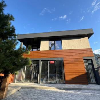 Сдается Нежилое помещение, 220 м²