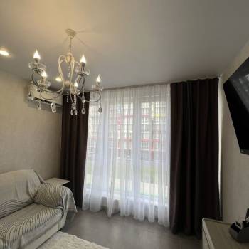 Сдается 1-комнатная квартира, 37 м²