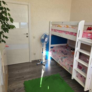 Продается 3-х комнатная квартира, 63 м²