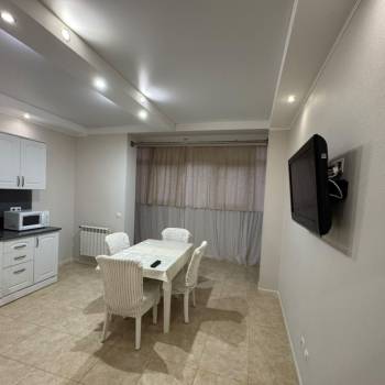 Сдается 2-х комнатная квартира, 80 м²