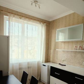 Сдается 1-комнатная квартира, 35 м²