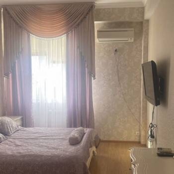 Сдается 1-комнатная квартира, 74,2 м²