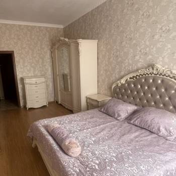 Сдается 1-комнатная квартира, 74,2 м²