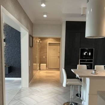 Продается 3-х комнатная квартира, 121,2 м²